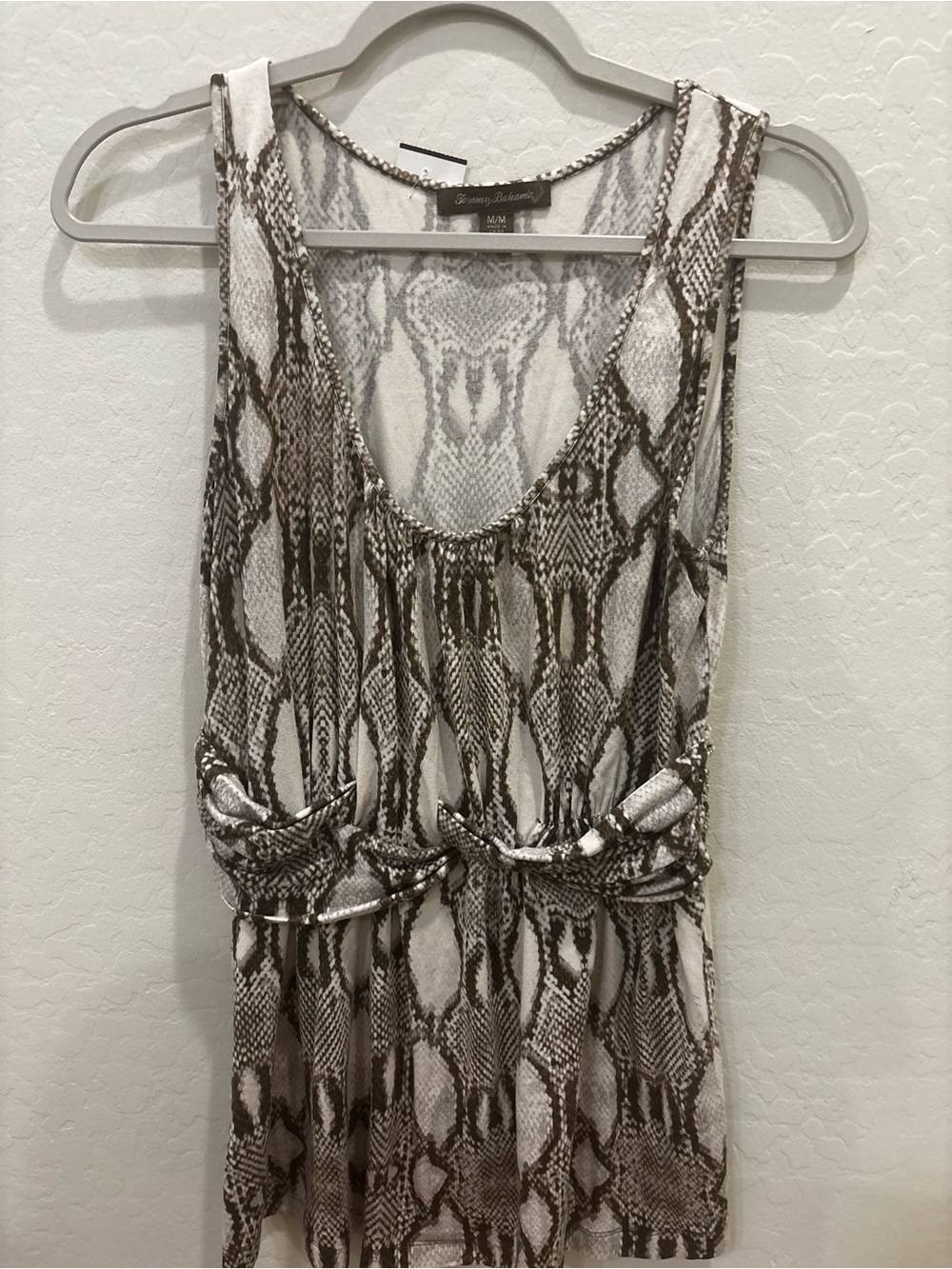 Tommy Bahama Neutral Snake-Print Sleeveless Top - Gray & Cream